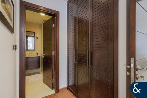 Купить квартиру в Tiara Residences, Пальма Джумейра, Дубай: 1 спальня, 120м², № 98684 - фото 12