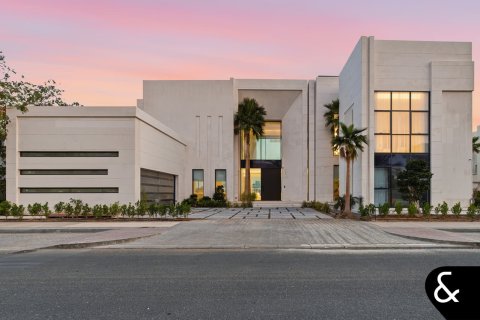 Villa en Signature Villas, Palm Jumeirah, Dubai, 6 dormitorios, 1115 m², № 98666