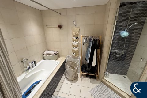 Apartment in Shoreline Apartments, Palm Jumeirah, Dubai 2 bedrooms, 185 sq.m. № 98683 - photo 14