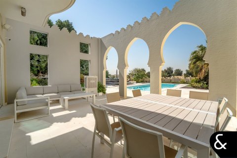 Villa en Victory Heights, Dubai Sports City, Dubai, 6 dormitorios, 760 m², № 98676 - foto 26