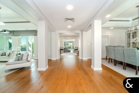 Villa en Victory Heights, Dubai Sports City, Dubai, 6 dormitorios, 760 m², № 98676 - foto 8