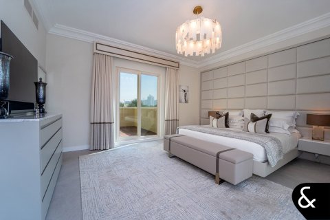 Villa en Victory Heights, Dubai Sports City, Dubai, 6 dormitorios, 760 m², № 98676 - foto 11