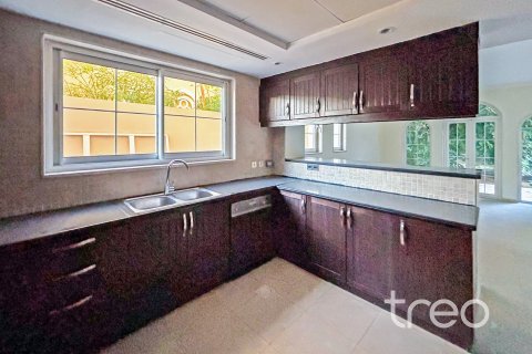 Villa à Legacy, Jumeirah Park, Dubai, 3 chambres, 284.56 m², № 119776 - photo 9