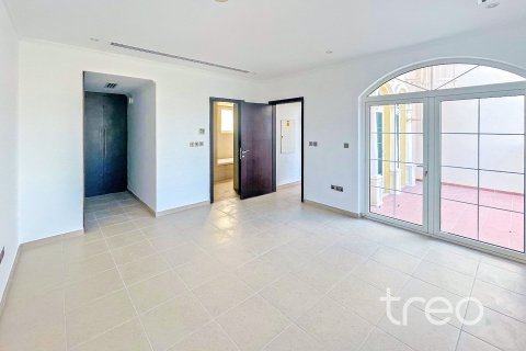 Villa à Legacy, Jumeirah Park, Dubai, 3 chambres, 284.56 m², № 119776 - photo 17