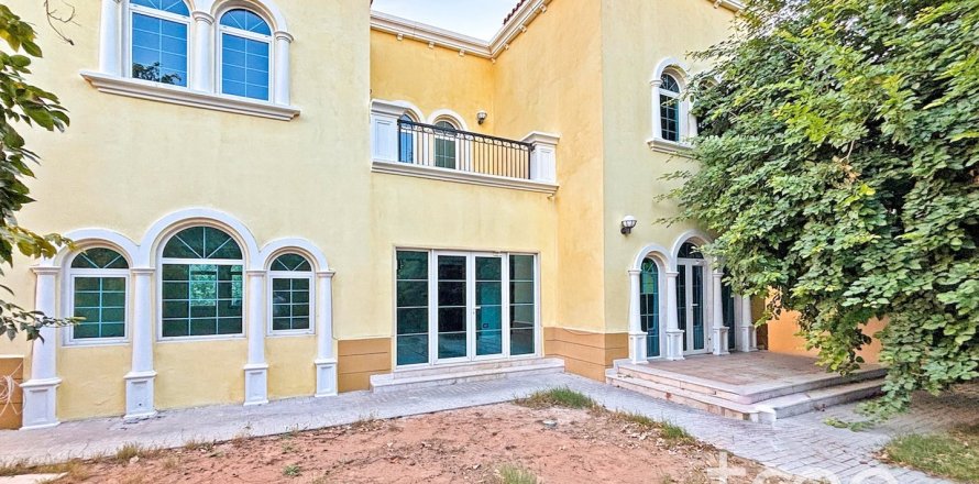 Villa à Legacy, Jumeirah Park, Dubai, 3 chambres, 284.56 m², № 119776