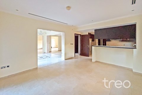 Villa à Legacy, Jumeirah Park, Dubai, 3 chambres, 284.56 m², № 119776 - photo 7