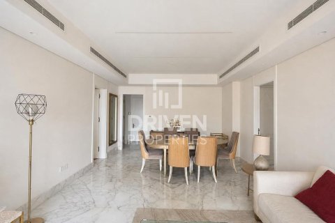 Apartment in Downtown Dubai (Downtown Burj Dubai), Dubai 2 bedrooms, 163.32 sq.m. № 128037 - photo 5