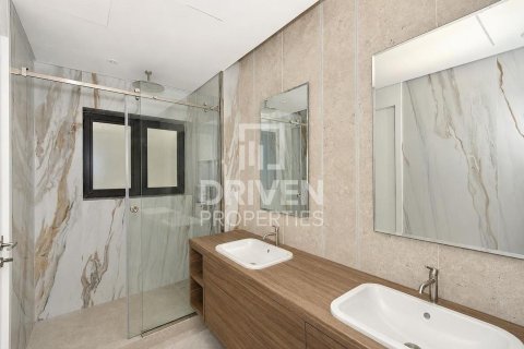 Apartment in Downtown Dubai (Downtown Burj Dubai), Dubai 2 bedrooms, 163.32 sq.m. № 128037 - photo 16