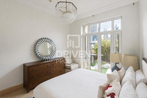 Apartment in Downtown Dubai (Downtown Burj Dubai), Dubai 2 bedrooms, 163.32 sq.m. № 128037 - photo 12