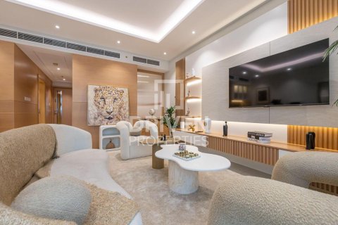 Apartamento en The Residences, Downtown Dubai (Downtown Burj Dubai), Dubai, estudio, 85.75 m², № 128038 - foto 3