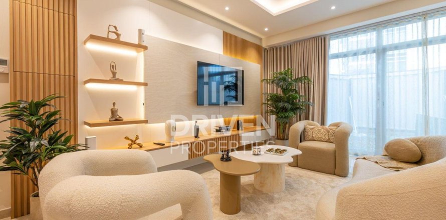 Квартира в The Residences, Даунтаун Дубай (Даунтаун Бурдж Дубай), Дубай, студия, 85.75м², № 128038