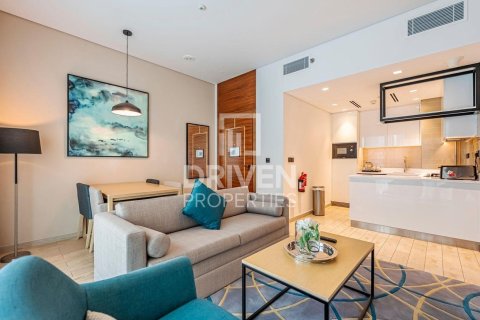 Apartment in Montrose Residence, Dubai Science Park, Dubai 1 bedroom, 70.98 sq.m. № 128036 - photo 6