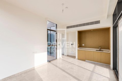 Villa in Al Furjan, Dubai 4 bedrooms, 577 sq.m. № 86354 - photo 28