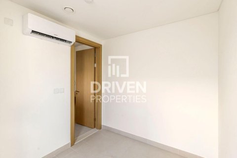 Villa in Al Furjan, Dubai 4 bedrooms, 577 sq.m. № 86354 - photo 21