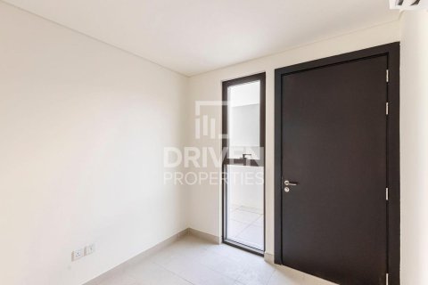 Villa in Al Furjan, Dubai 4 bedrooms, 577 sq.m. № 86354 - photo 20