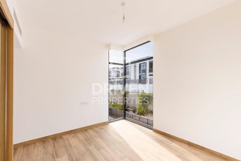 Villa in Al Furjan, Dubai 4 bedrooms, 577 sq.m. № 86354 - photo 27