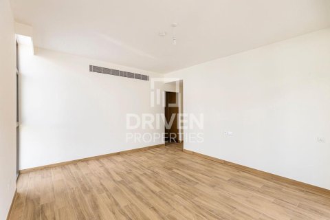 Villa in Al Furjan, Dubai 4 bedrooms, 577 sq.m. № 86354 - photo 25