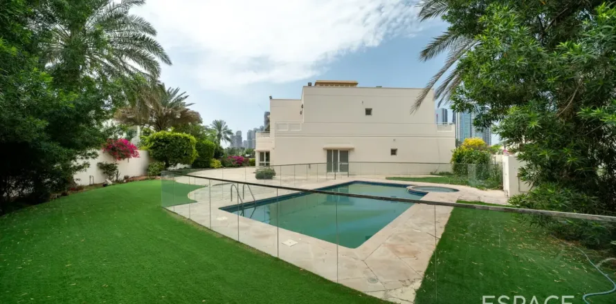 Villa in Meadows 1, Meadows, Dubai 6 bedrooms, 457 sq.m. № 122936