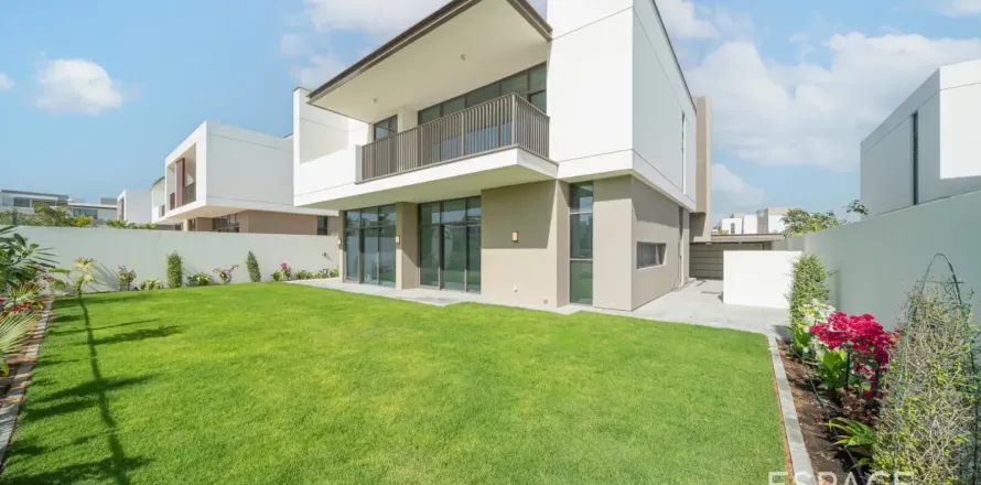 Villa à Al Furjan, Dubai, 5 chambres, 455 m², № 122935