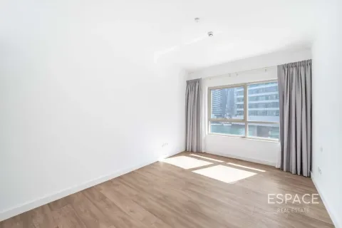 Apartment in Dubai Marina, Dubai 3 bedrooms, 181 sq.m. № 122937 - photo 15