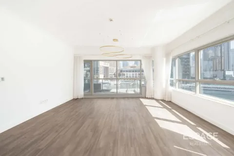 Apartment in Dubai Marina, Dubai 3 bedrooms, 181 sq.m. № 122937 - photo 5