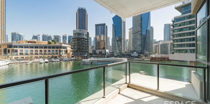 Apartment in Dubai Marina, Dubai 3 bedrooms, 181 sq.m. № 122937