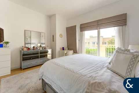 Villa en Springs 10, The Springs, Dubai, 3 dormitorios, 290 m², № 75896 - foto 12