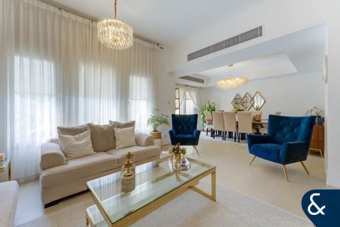 Villa en Springs 10, The Springs, Dubai, 3 dormitorios, 290 m², № 75896 - foto 24