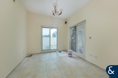 Купить виллу в Victory Heights, Dubai Sports City, Дубай: 4 спальни, 350м², № 75899 - фото 4