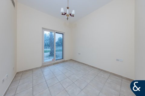 Купить виллу в Victory Heights, Dubai Sports City, Дубай: 4 спальни, 350м², № 75899 - фото 8