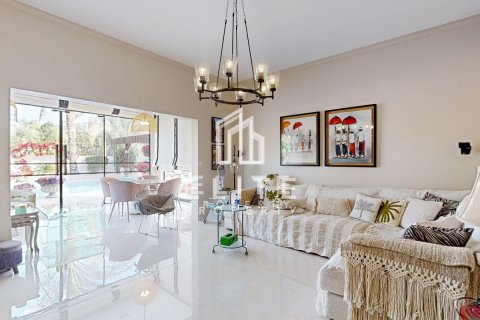 Villa en Meadows, Dubai, 4 dormitorios, № 42168 - foto 3