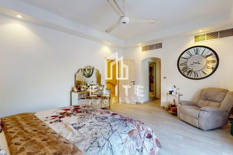 Villa en Meadows, Dubai, 4 dormitorios, № 42168 - foto 17