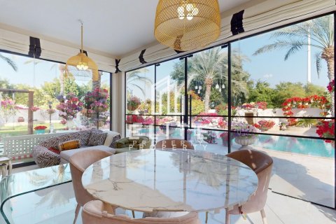 Villa en Meadows, Dubai, 4 dormitorios, № 42168 - foto 2