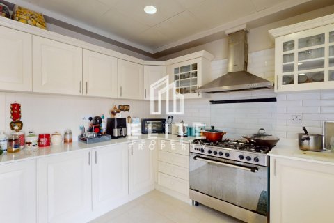 Villa en Meadows, Dubai, 4 dormitorios, № 42168 - foto 5