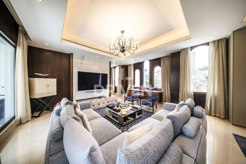 Villa en Signature Villas, Palm Jumeirah, Dubai, 6 dormitorios, 1365.12 m², № 140115 - foto 7