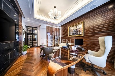 Villa en Signature Villas, Palm Jumeirah, Dubai, 6 dormitorios, 1365.12 m², № 140115 - foto 11