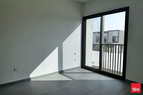 Townhouse in Dubai 4 bedrooms, 245.6 sq.m. № 58258 - photo 3