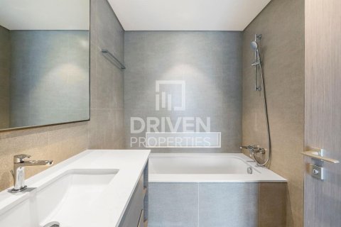 Apartment in Opera District, Downtown Dubai (Downtown Burj Dubai), Dubai 2 bedrooms, 104.7 sq.m. № 129407 - photo 3