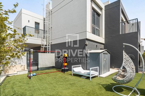 تاون هاوس في The Pulse, Dubai South (Dubai World Central), دبي 4 غرف نوم, 227.52 م² رقم 129398