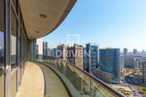 Apartment in Barsha Heights (Tecom), Dubai 2 bedrooms, 121 sq.m. № 19265 - photo 2