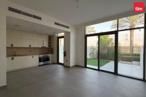 Townhouse in Dubai 3 bedrooms, 144.8 sq.m. № 115421 - photo 2