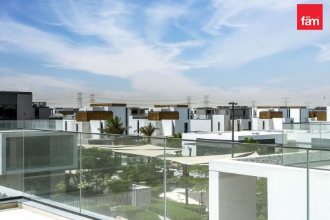 Villa en Dubai, 4 dormitorios, 456 m², № 115422 - foto 23