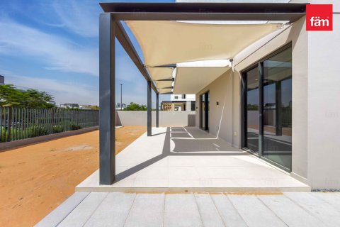 Villa en Dubai, 4 dormitorios, 456 m², № 115422 - foto 24