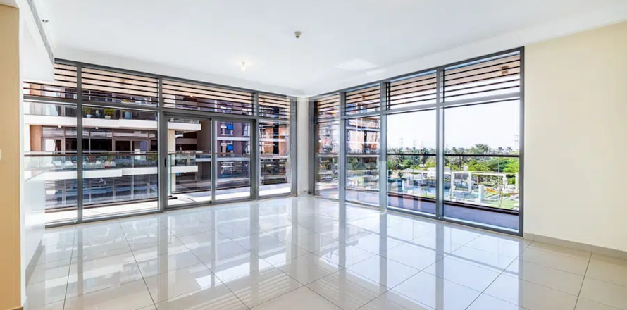 Appartement à Dubai, 3 chambres, 182 m², № 5599