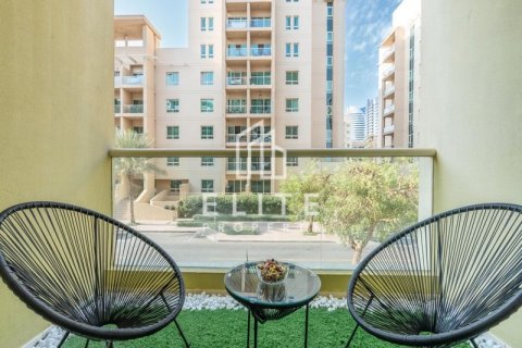 Apartment in Al Arta, Greens, Dubai studio, 69 sq.m. № 85657 - photo 3