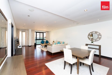 Apartment in Palm Jumeirah, Dubai 1 bedroom, 142.6 sq.m. № 83542 - photo 5