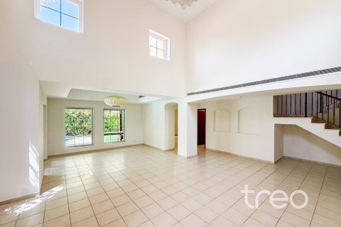 Villa à Arabian Ranches, Dubai, 5 chambres, 405.15 m², № 136316 - photo 11