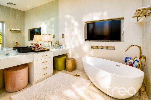 Villa in The Field, DAMAC Hills (Akoya by DAMAC), Dubai 5 bedrooms, 800.82 sq.m. № 136315 - photo 16