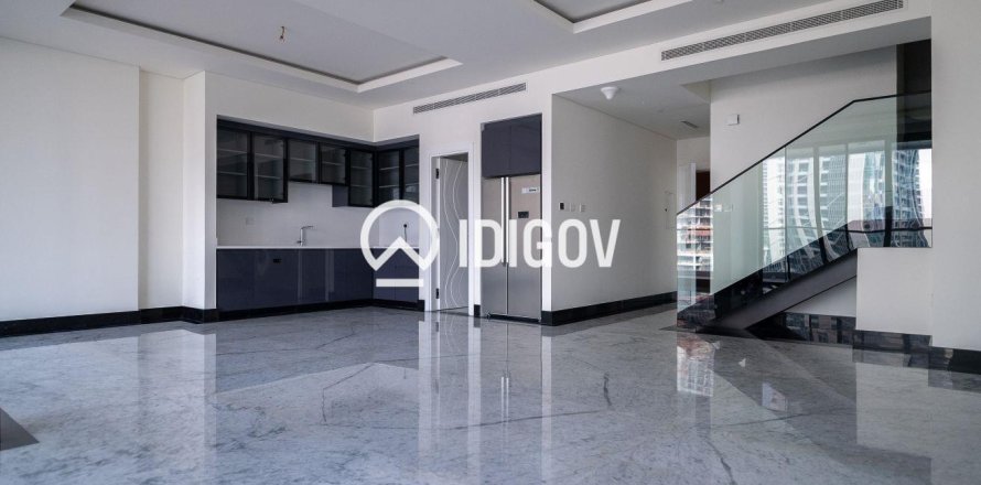 Apartment in Business Bay, Dubai 2 bedrooms, 199 sq.m. № 136327
