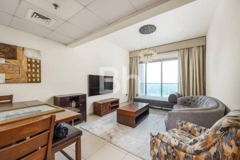 Apartment in Jumeirah Lake Towers, Dubai 1 bedroom, 77 sq.m. № 56196 - photo 1